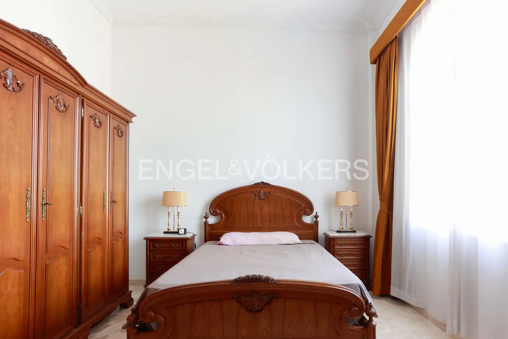 Habitación de Casa o chalet en venta en Los Palacios y Villafranca con Aire acondicionado, Calefacción y Jardín privado