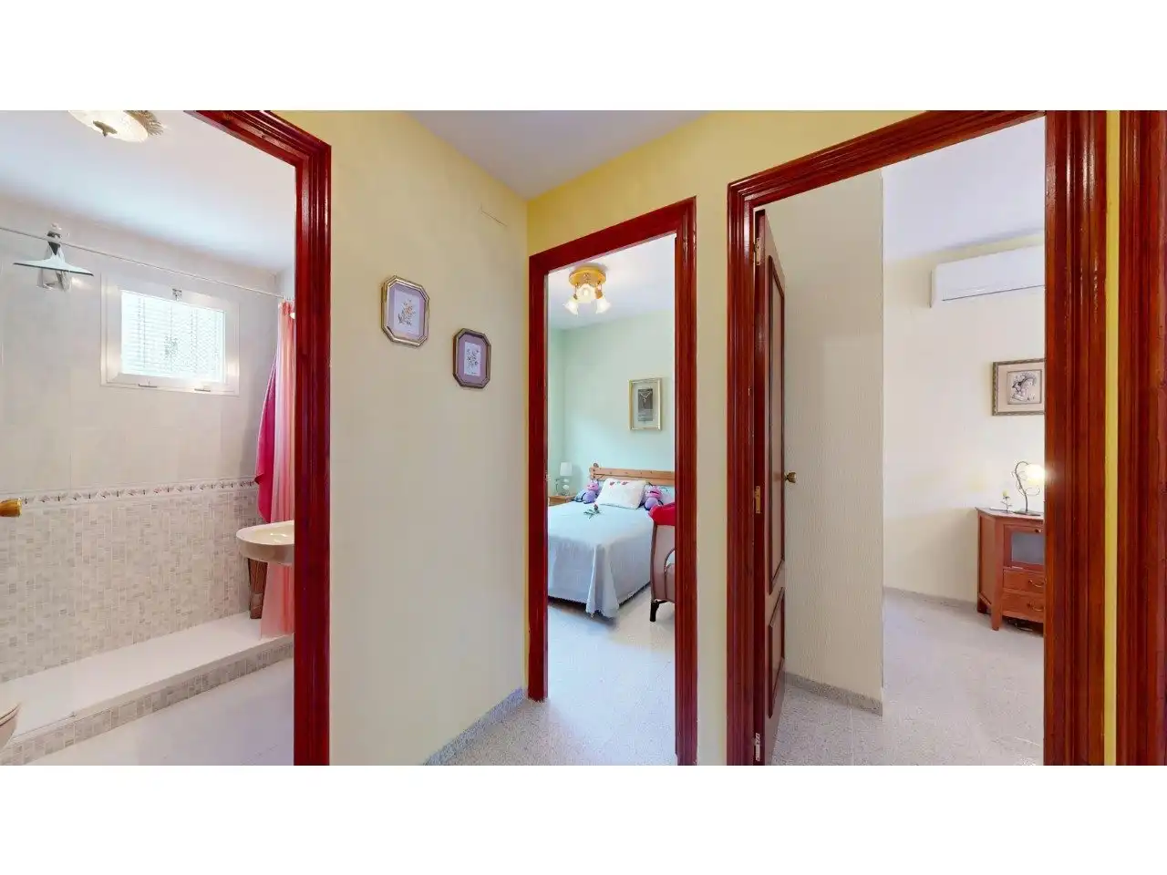 Dormitori de Casa o xalet en venda en Gilet amb Aire condicionat, Jardí privat i Terrassa