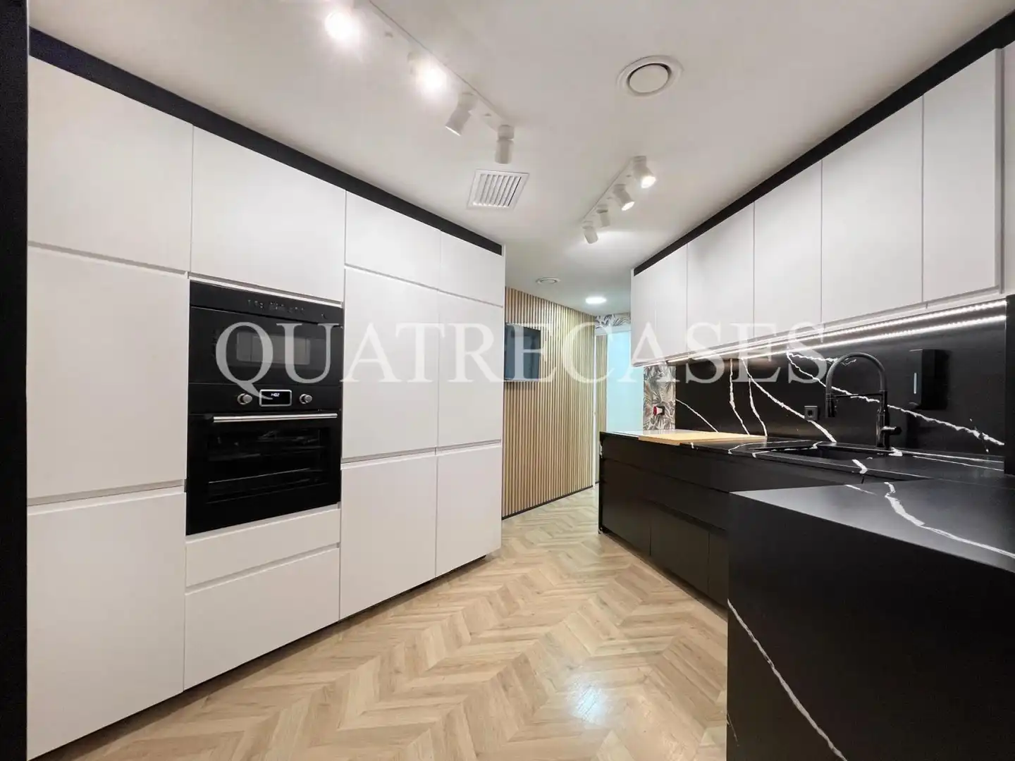 Appartement avec terrasse à vendre à Carrer de la Marina 293, imagen 15