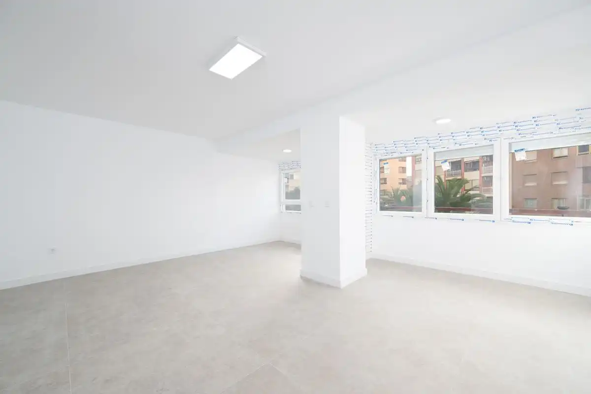 Piso con ascensor en venta en Calle del Alcalde Alfonso de Rojas, imagen 3
