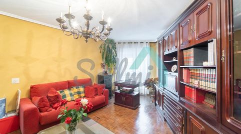 Foto 2 de Piso en venta en Conde Santa Bárbara, Lugones, Siero