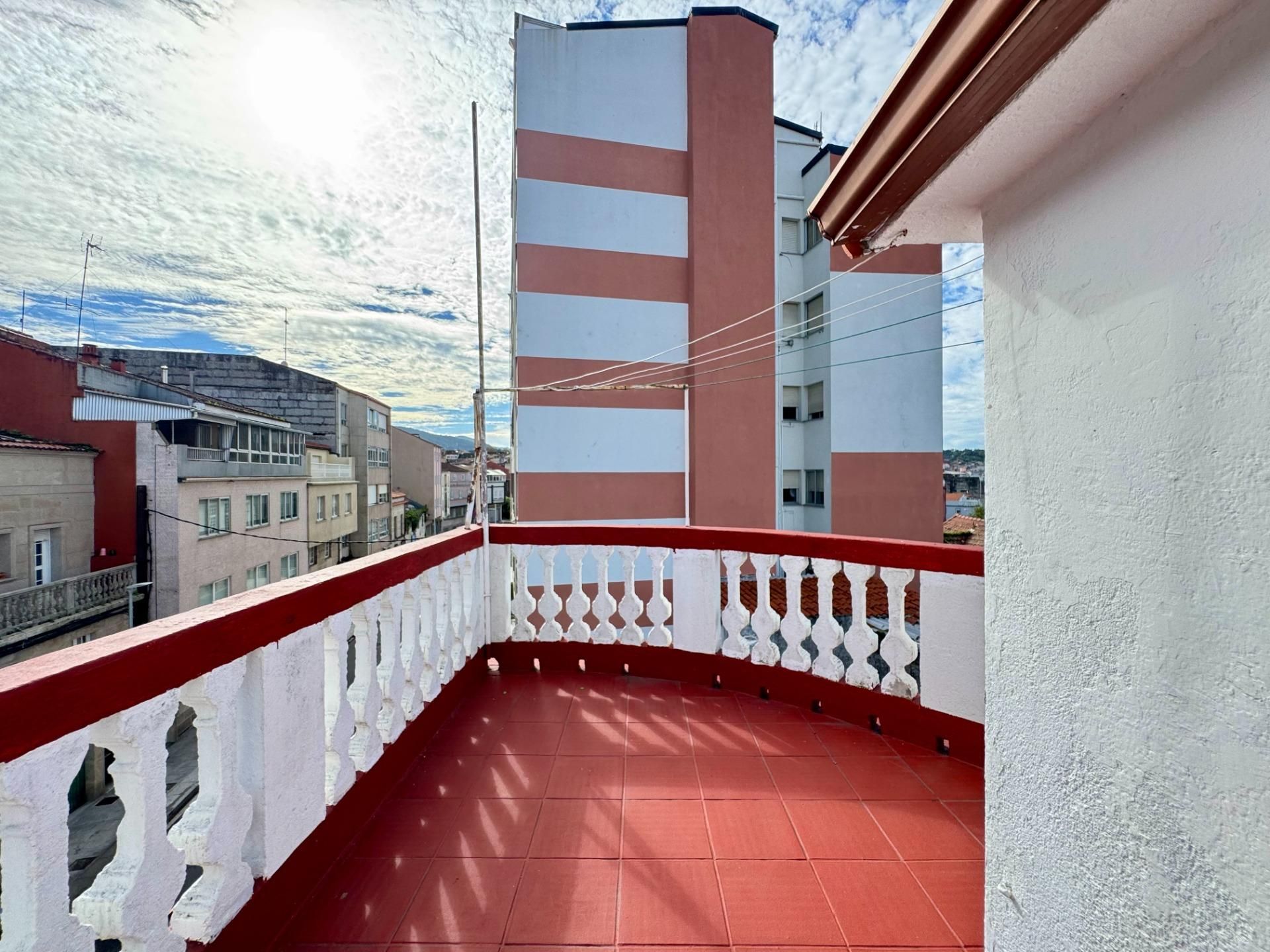 Terrace of House or chalet for sale in Pontevedra Capital   with Heating, Terrace and Storage room