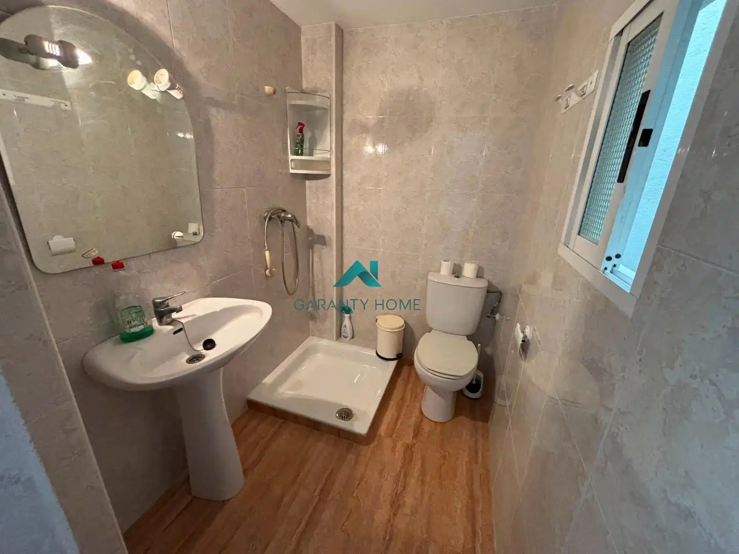 Bathroom of Houses for sale in Jamilena  with Terrace and Balcony