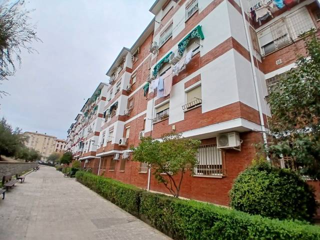 Piso en Venta en Calle Pedro Huesa Pérez, 1 en Alcantarilla - La Glorieta