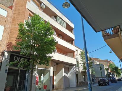 Vista exterior de Pis en venda en Mollerussa amb Calefacció, Forn i Balcó