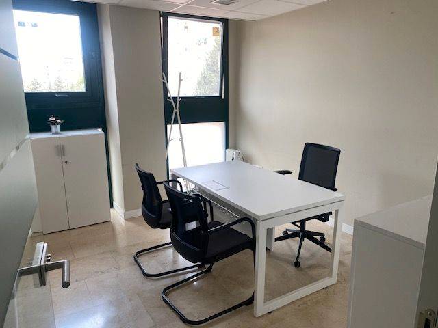 Oficina en Alquiler en Avenida Rey Juan Carlos I, 79 en El Carrascal