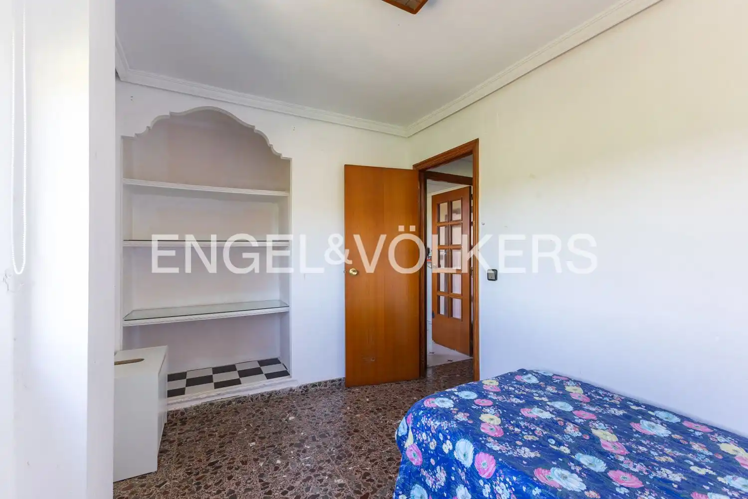 Habitación de Casa o chalet en venta en Chiva con Aire acondicionado, Calefacción y Jardín privado