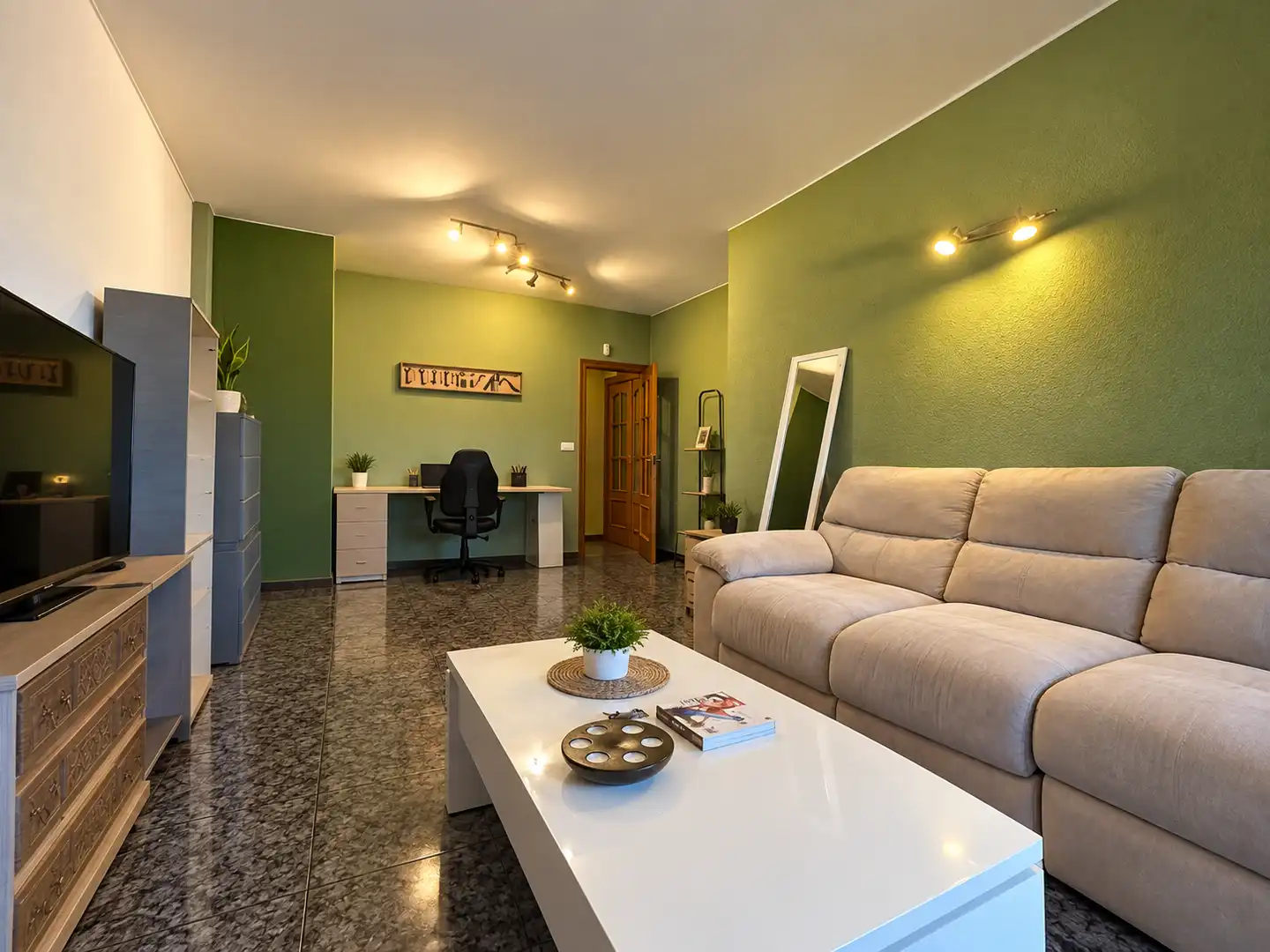Living room of Flat for sale in Zona Industrial