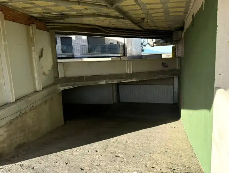 Edifici en venda a Agustina de Aragón, 2, La Muela