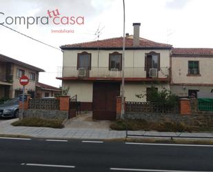 Exterior view of House or chalet for sale in San Cristóbal de Segovia  with Heating, Private garden and Terrace