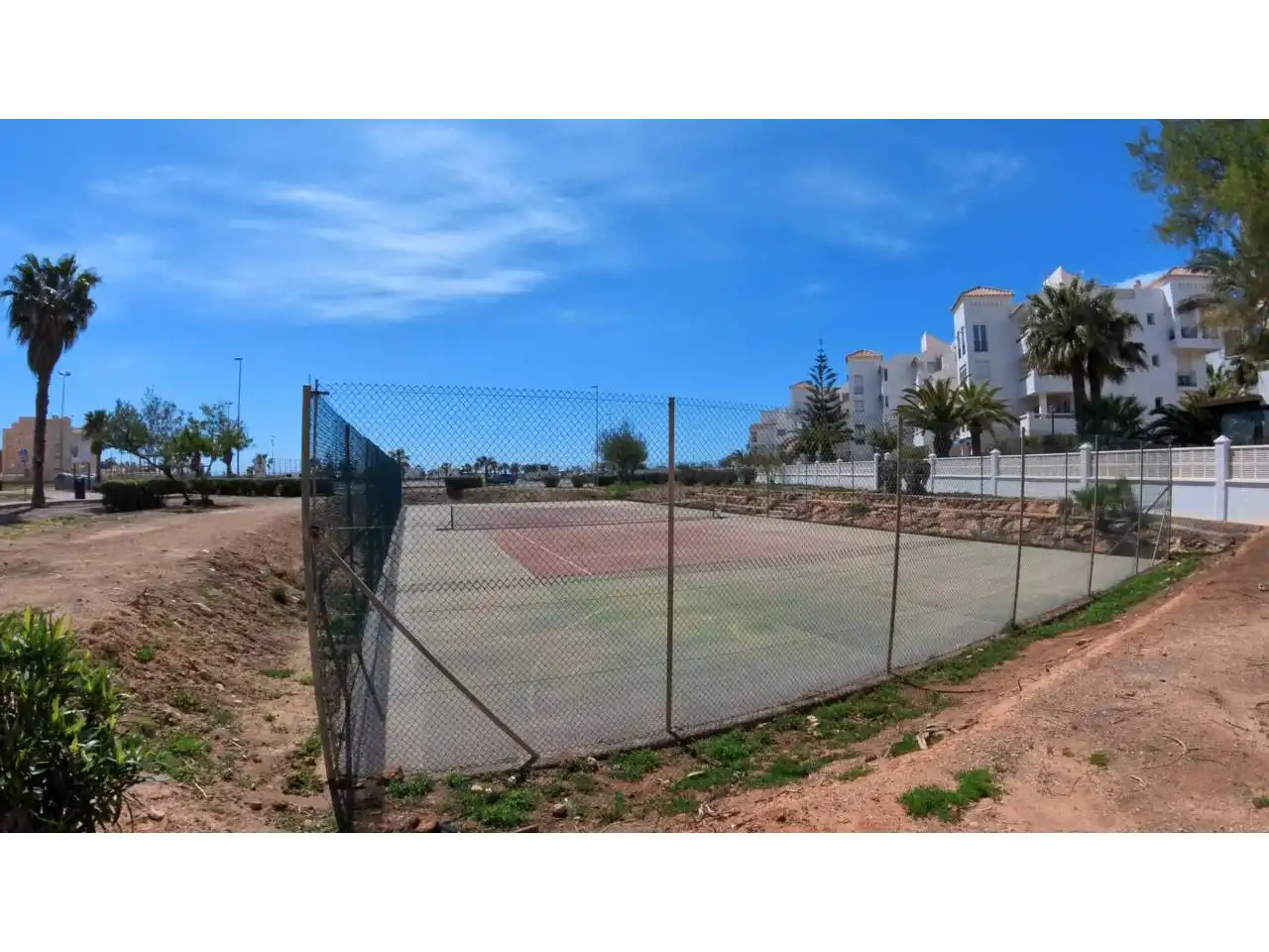 Vista exterior de Apartament en venda en El Ejido amb Terrassa, Moblat i Piscina comunitària
