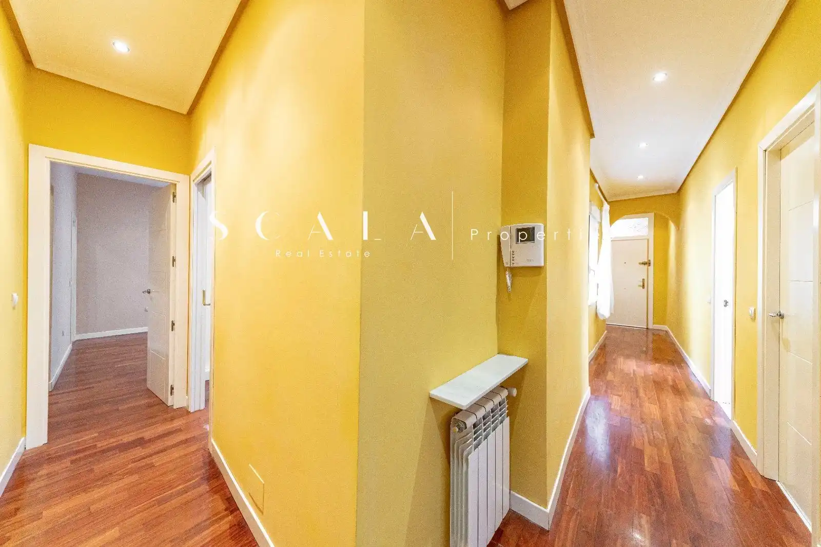 Flat for rent in Madrid  with Air Conditioner, Heating and Parquet flooring