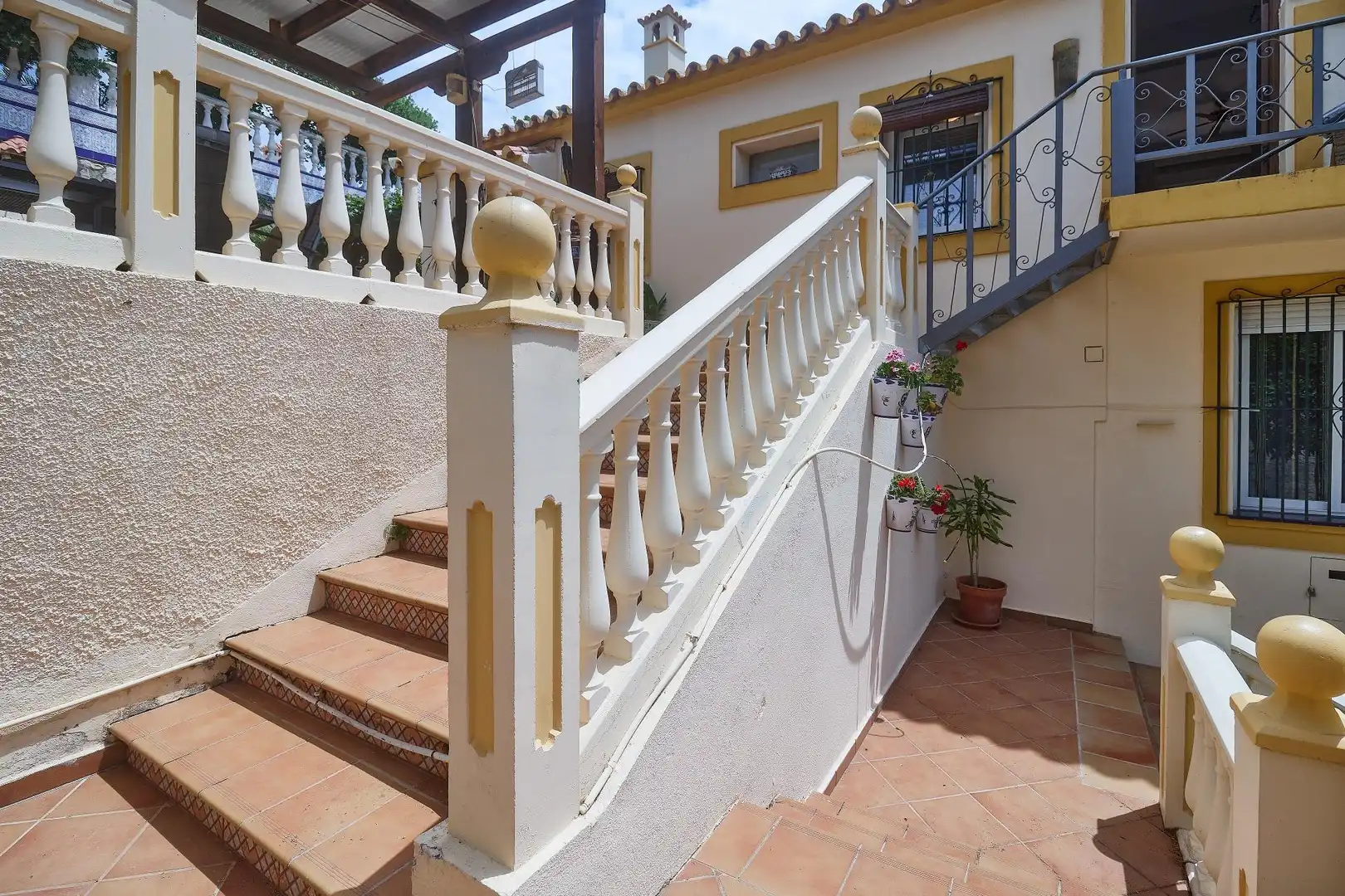 Chalet con piscina en venta en El Faro de Calaburra - Chaparral, imagen 30