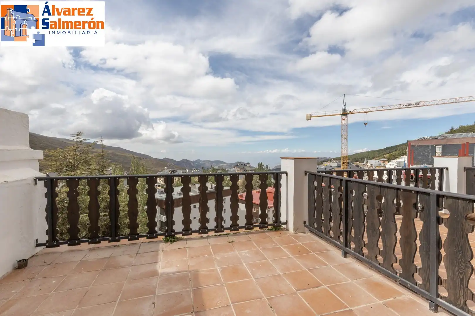 Terrassa de Apartament en venda en Zona baja