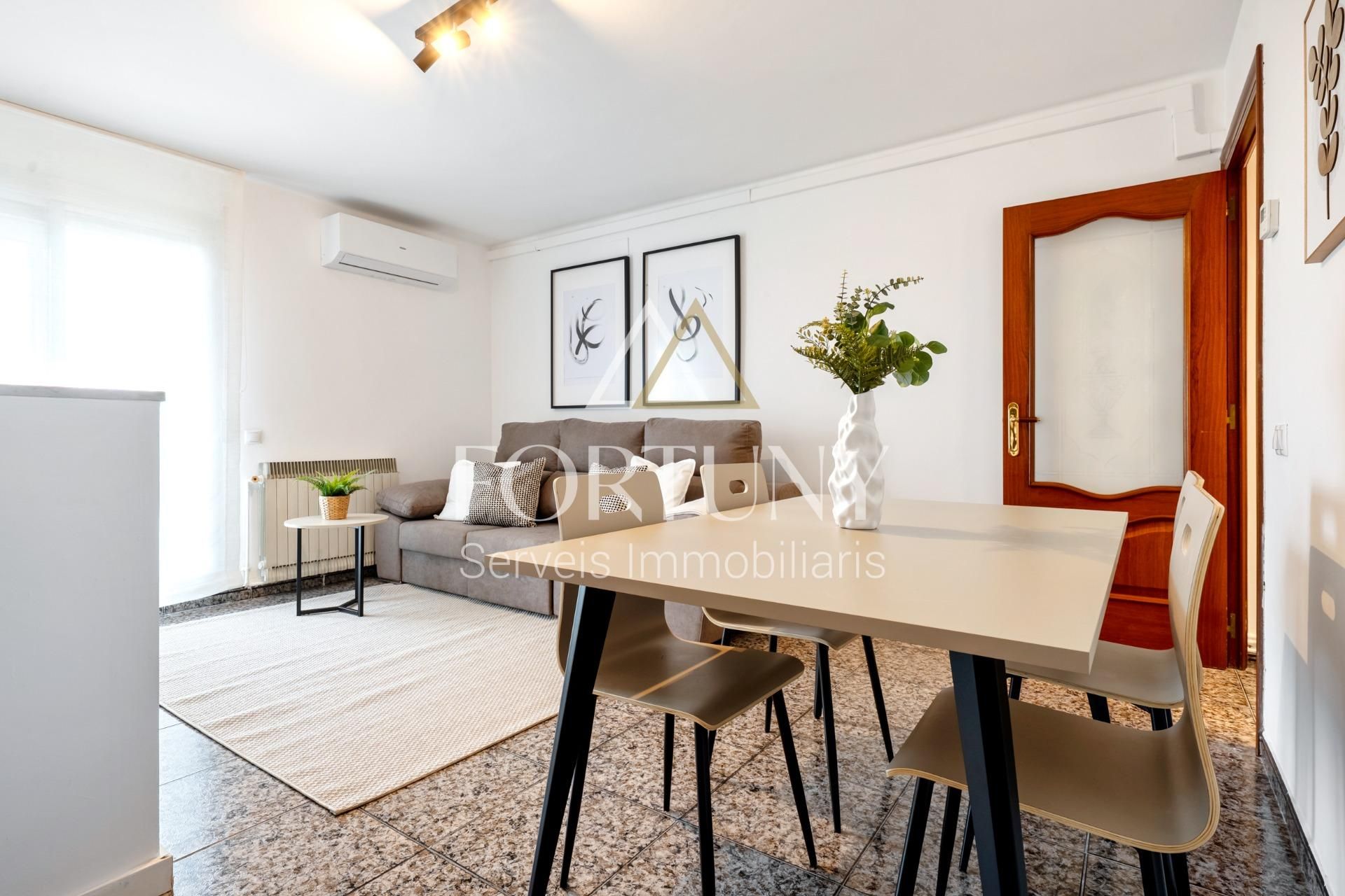 Living room of Attic for sale in Reus  with Air Conditioner, Heating and Balcony