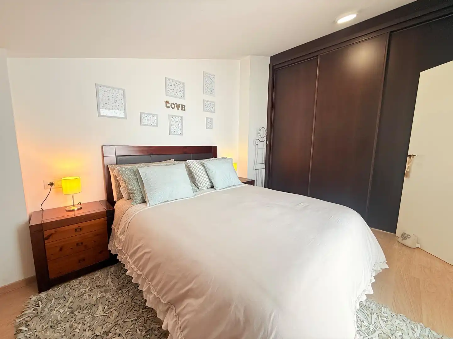 Habitación de Ático en venta en Sant Jaume d'Enveja con Aire acondicionado, Parquet y Terraza