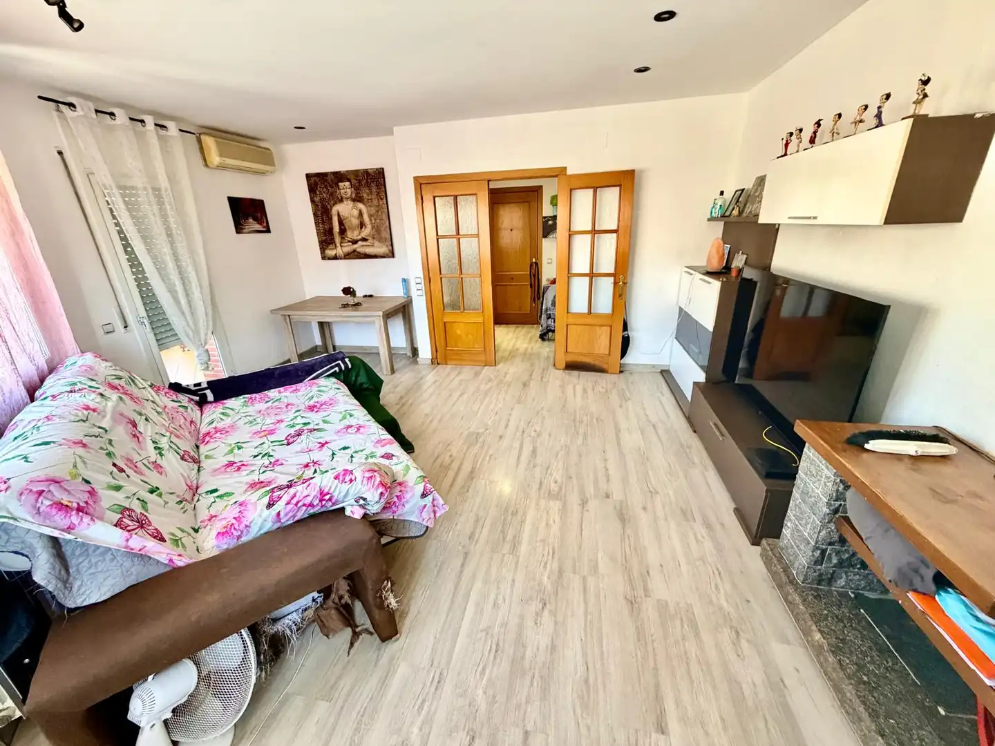 Sala de estar de Piso en venta en Malgrat de Mar con Parquet, Trastero y Balcón