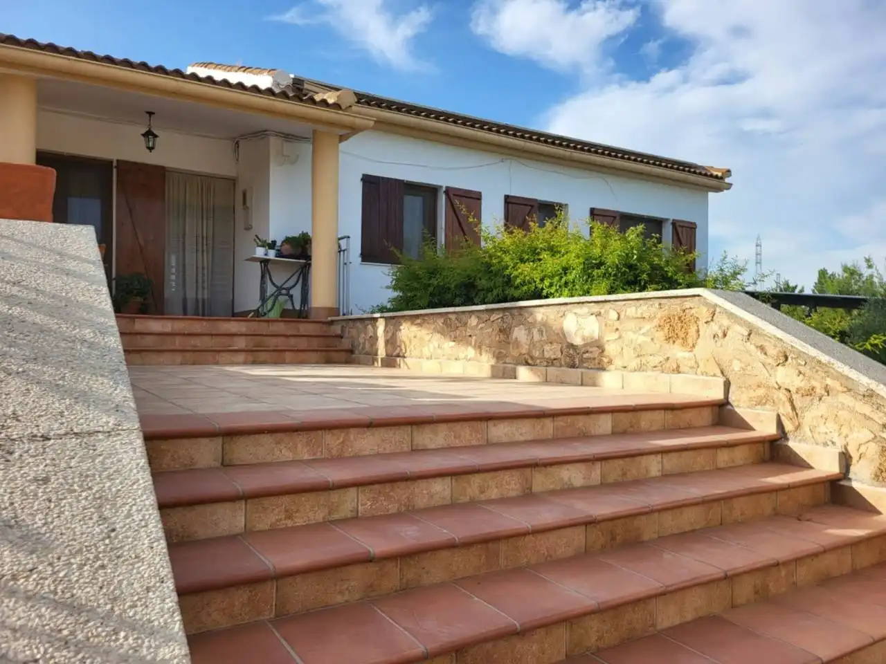 Chalet con piscina en venta en Baza, imagen 2
