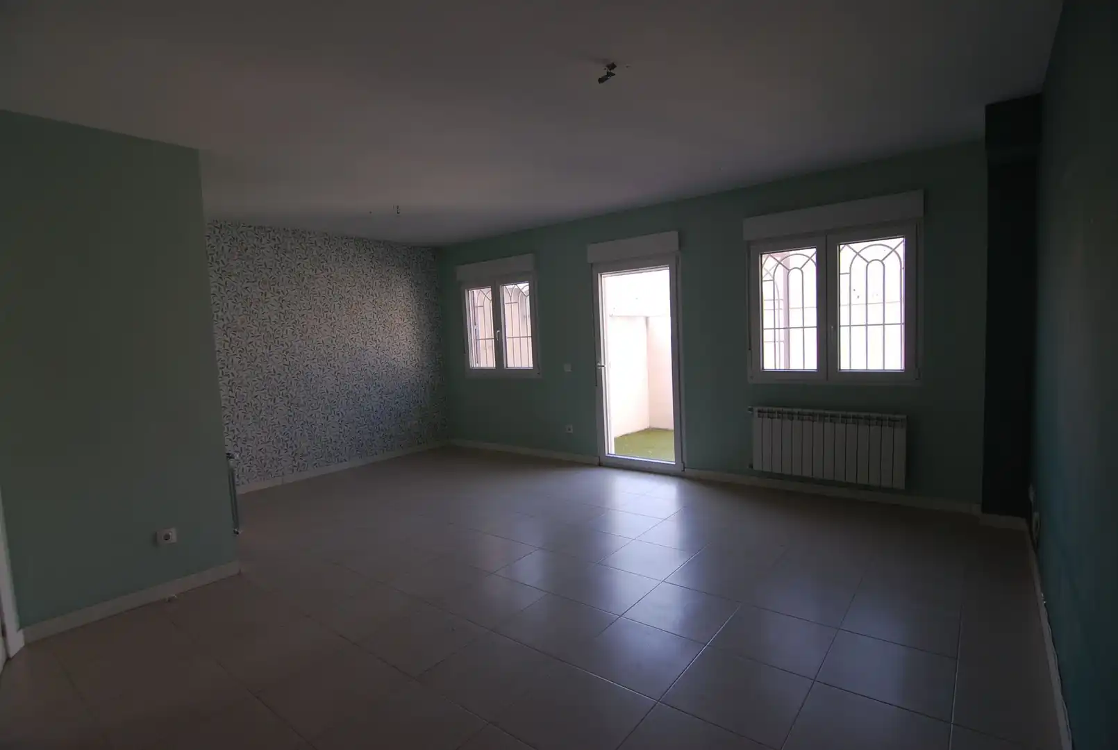 Sala d'estar de Casa o xalet en venda en San Martín de la Vega amb Calefacció