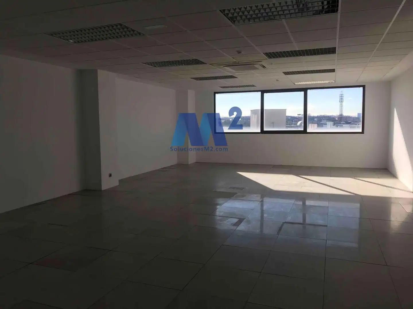 Oficina de lloguer a Valdelaparra, imagen 4