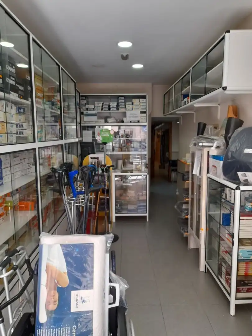 Business premises for sale in Casco Antiguo, imagen 2