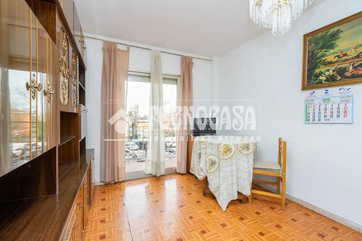 Habitación de Piso en venta en Coslada con Calefacción, Terraza y Balcón