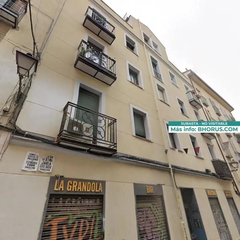 Vista exterior de Piso en venta en Madrid