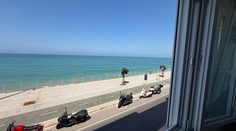 Foto 3 de Piso en venta en Avenida Amílcar Barca, Asdrúbal - Bahía Blanca, Cádiz Capital