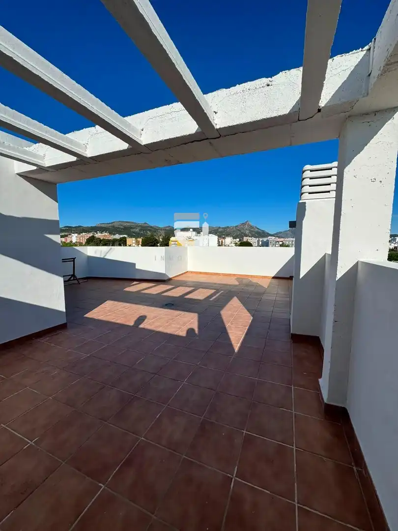 Terrasse von Dachboden zum Verkauf in Gandia mit Privatgarten, Terrasse und Balkon