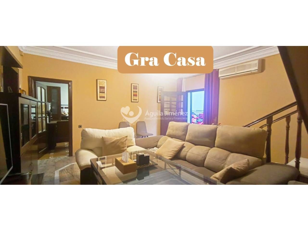 Exterior view of Single-family semi-detached for sale in Alcalá de Guadaira  with Air Conditioner, Heating and Private garden