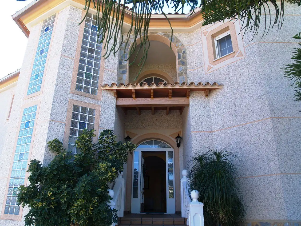Chalet con piscina en venta en Pueblo - Urbanizaciones, imagen 2