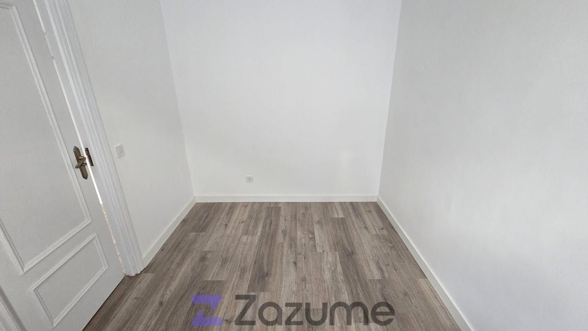 Habitación de Apartamento de alquiler en  Madrid Capital con Aire acondicionado, Calefacción y Parquet