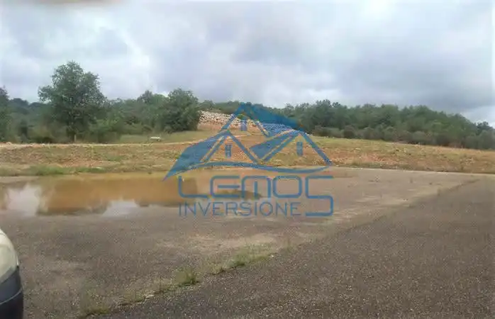 Nau industrial en venda en Cuadros