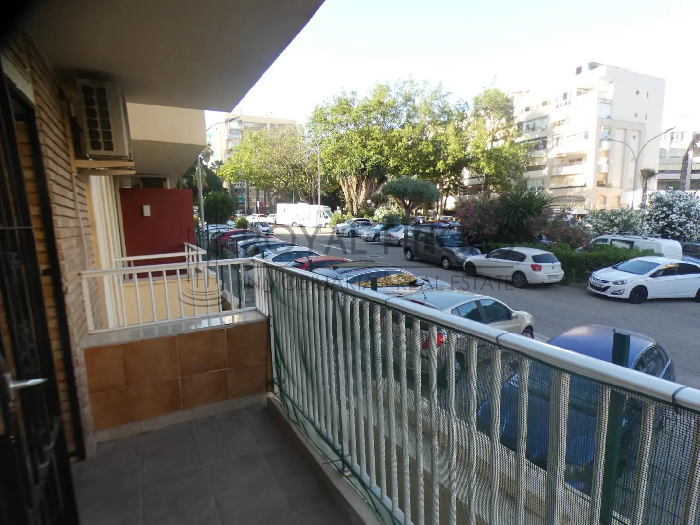 Aparcament de Pis en venda en Benalmádena amb Aire condicionat, Terrassa i Moblat