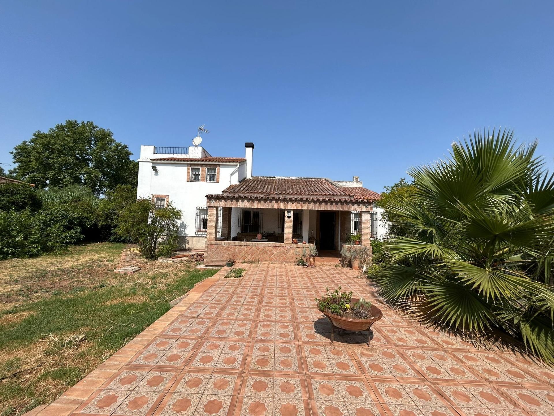 Jardín de Casa o chalet en venta en Alcalá de Guadaira con Aire acondicionado, Jardín privado y Terraza