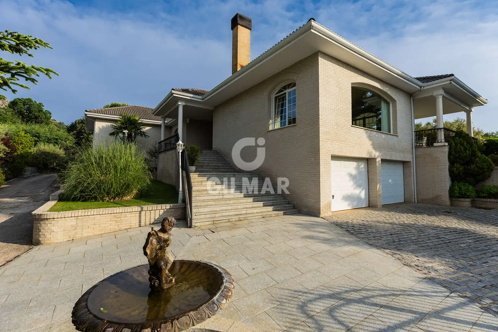 Exterior view of Houses for sale in Collado Villalba  with Heating, Private garden and Swimming Pool