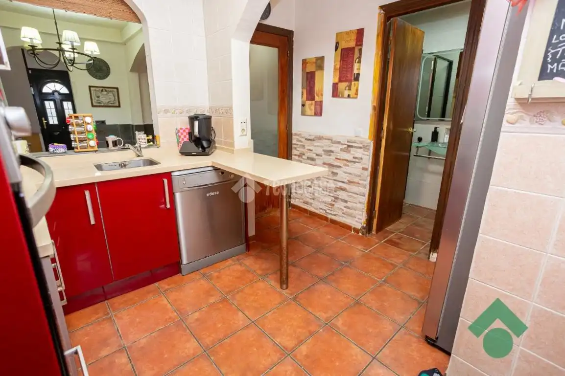 Casa pareada con jardín en venta en C. Barcelona, imagen 7