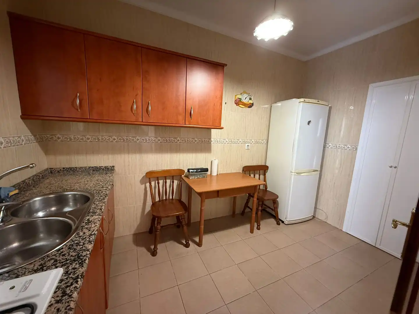 Cocina de Casa adosada en venta en Dos Hermanas con Aire acondicionado