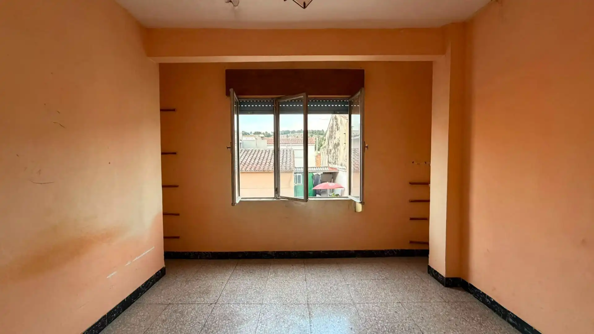 Bedroom of Buildings for sale in Anna