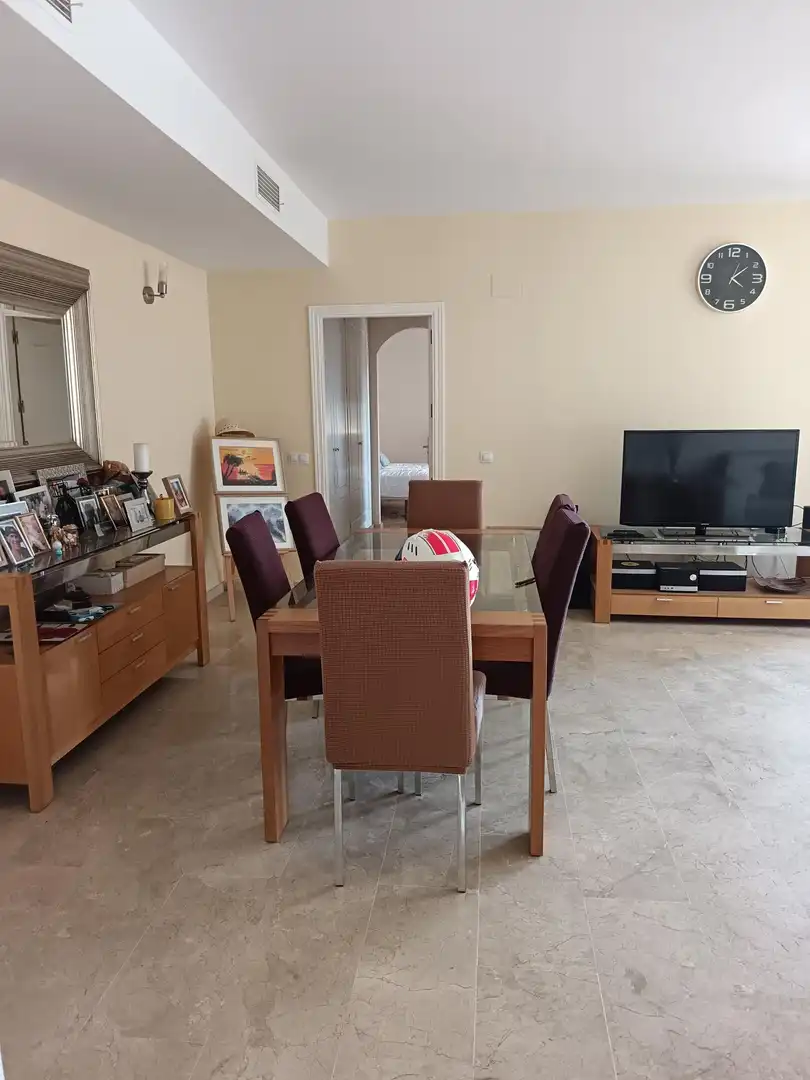 Menjador de Apartament de lloguer en Mijas amb Terrassa i Moblat