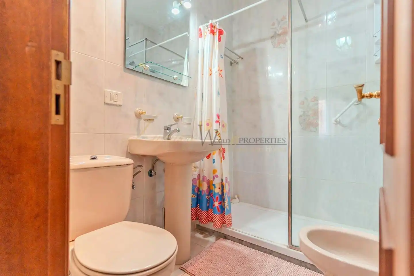 Baño de Apartamento en venta en Arona con Amueblado