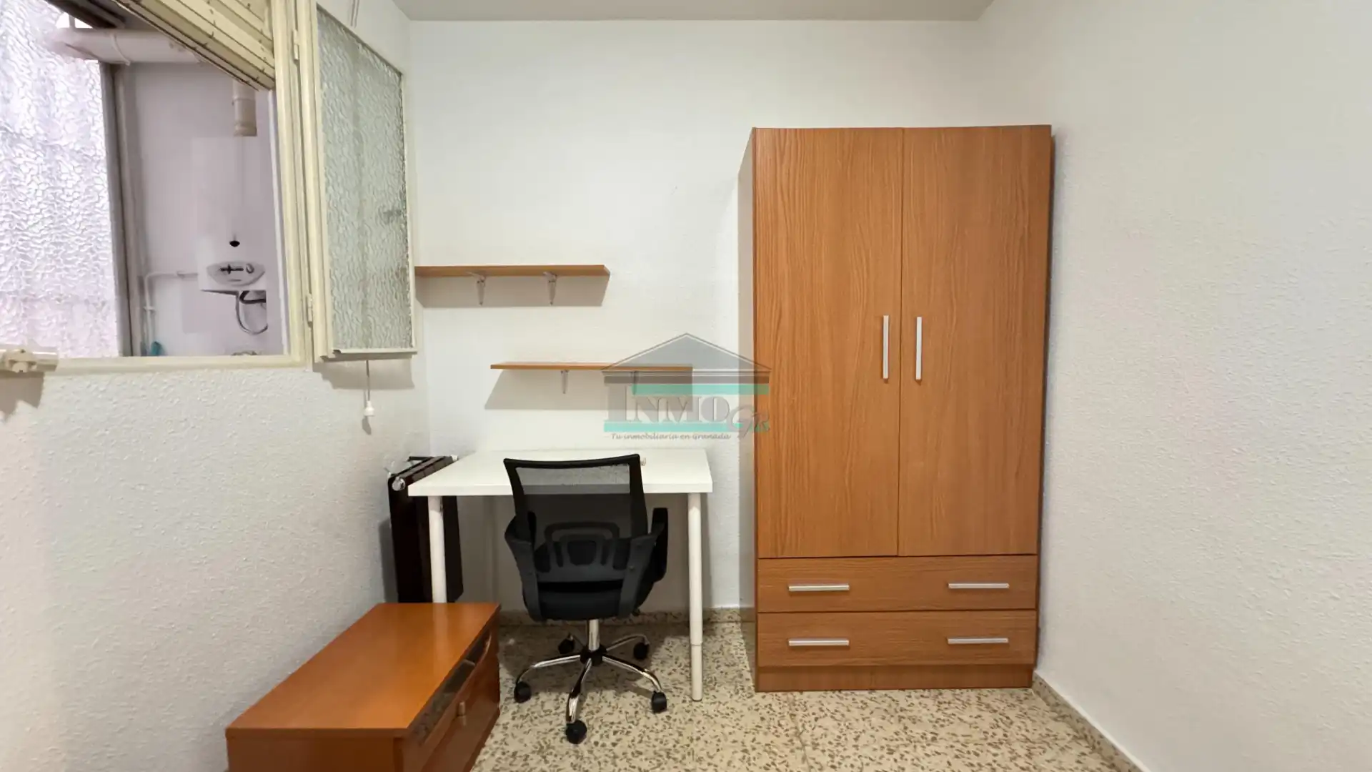 Bedroom of Flat for share in Granada  with Heating, Furnished and Oven