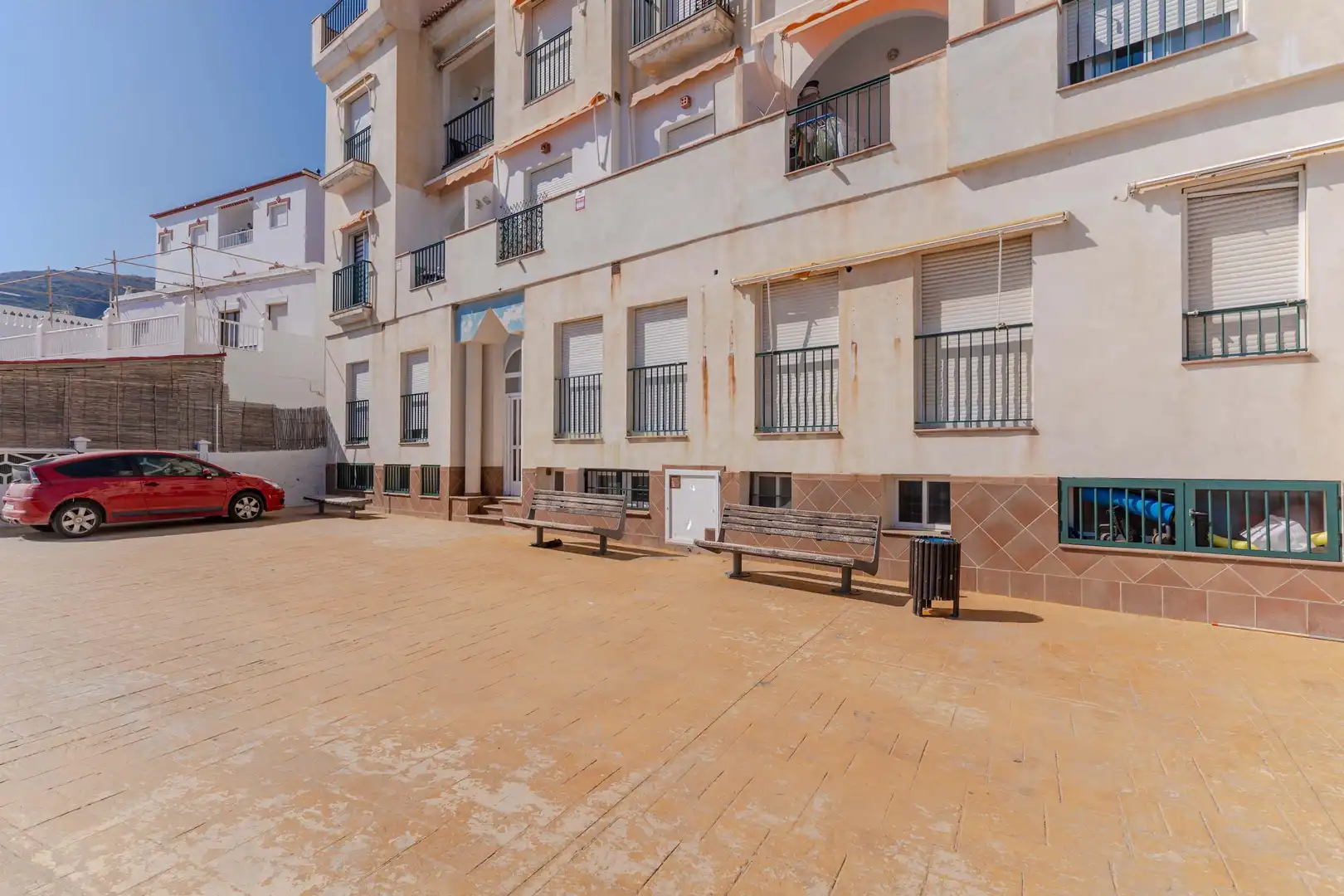 Vista exterior de Apartament en venda en Sorvilán amb Balcó