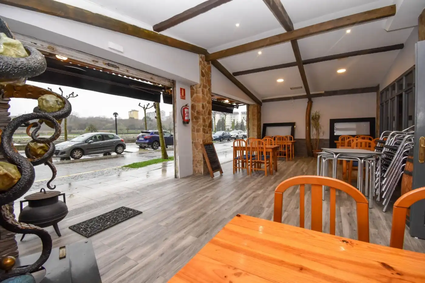Locale commerciale in vendita a Cambre