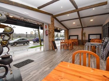Locale commerciale in vendita a Cambre