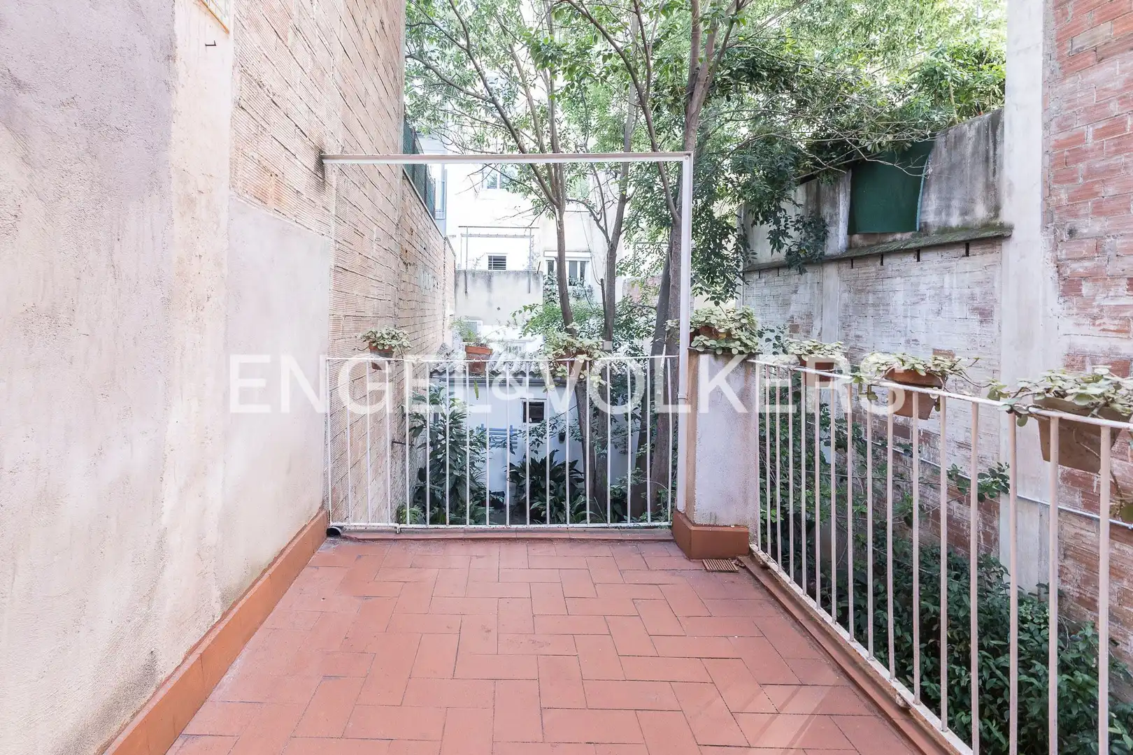 Terraza de Casa adosada en venta en Barcelona con Calefacción y Jardín privado