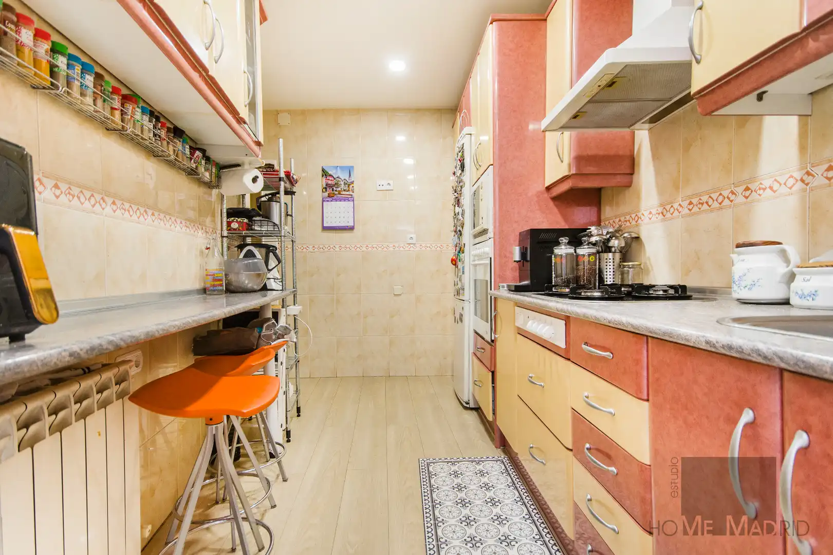 Küche von Wohnung zum Verkauf in Madrid mit Klimaanlage und Heizung