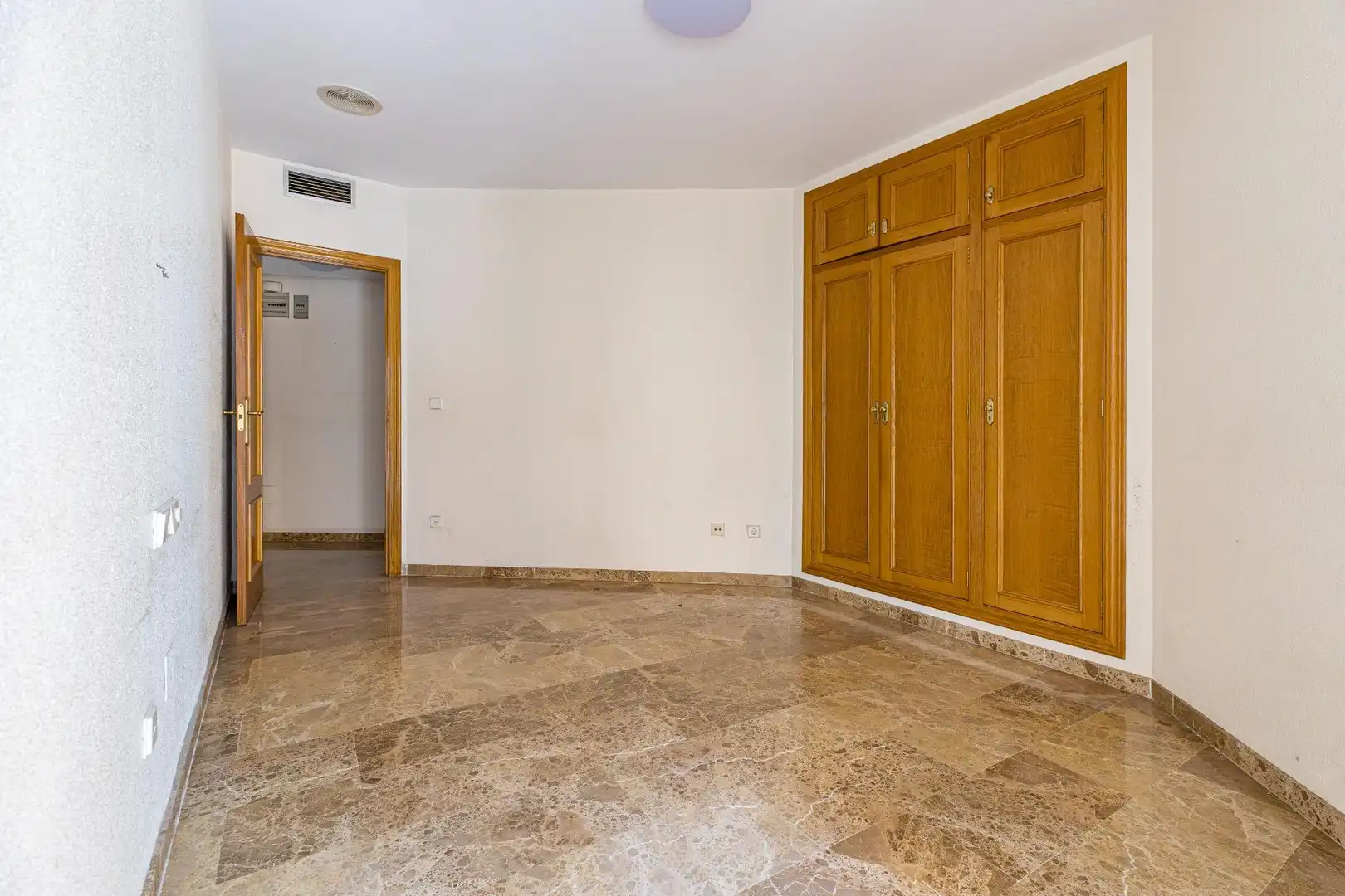 Flat for sale in Murcia  with Air Conditioner, Storage room and Balcony