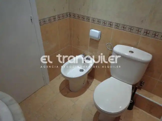 Baño de Piso en venta en Getafe con Terraza y Lavadora
