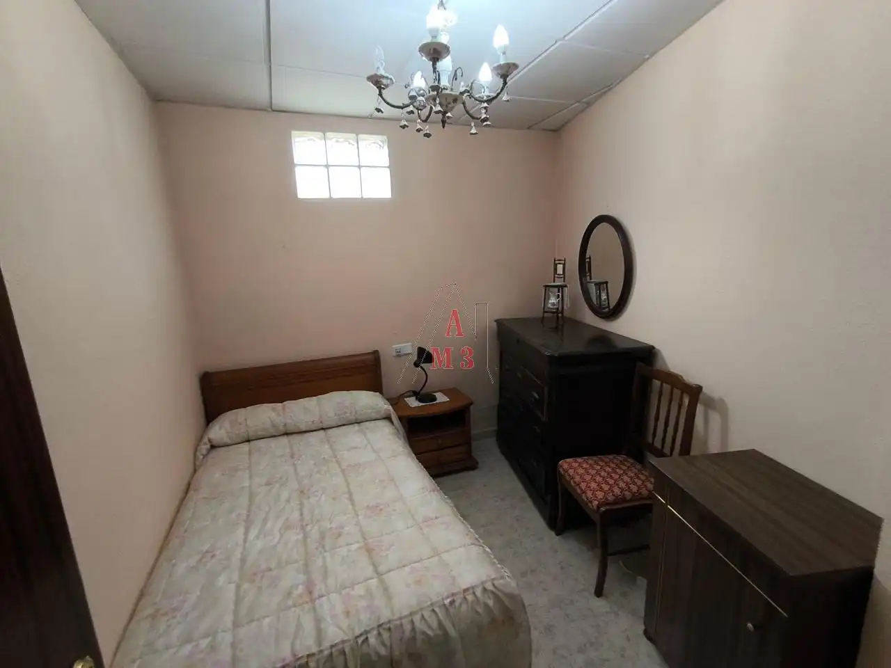 Habitación de Casa o chalet en venta en Benavides con Calefacción, Trastero y Amueblado